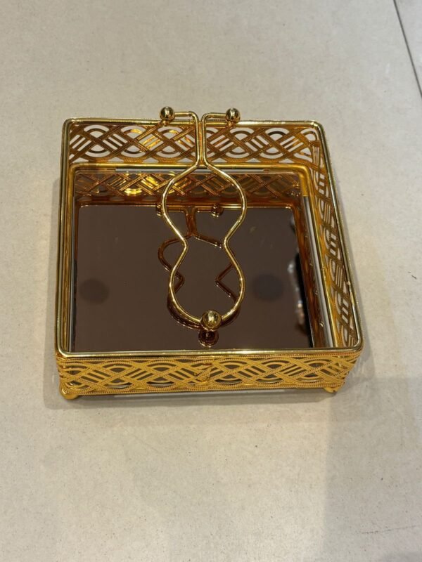 GOLD METAL KNOB TOP TISSUE HOLDER