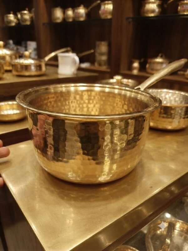 BRASS SAUCEPAN 2